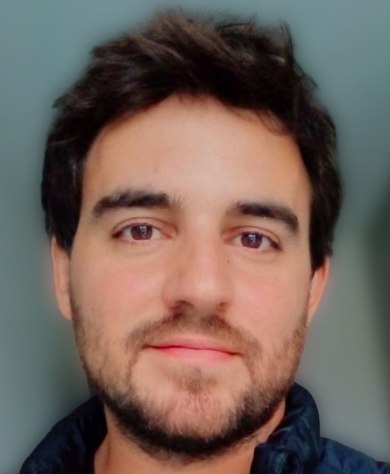 &Aacute;lvaro Moreno-Vallori